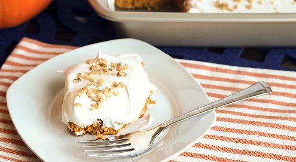 Pumpkin Cheesecake Poke Cake Recipe