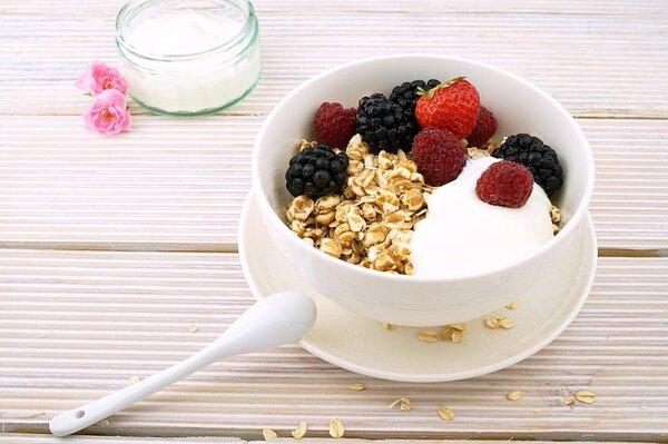 Instant Energy Boost: Nutrient-Packed Oatmeal in a Flash